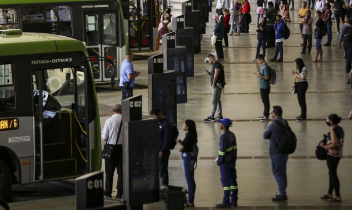 transporte-urbano_mcamgo_abr_09082023-5