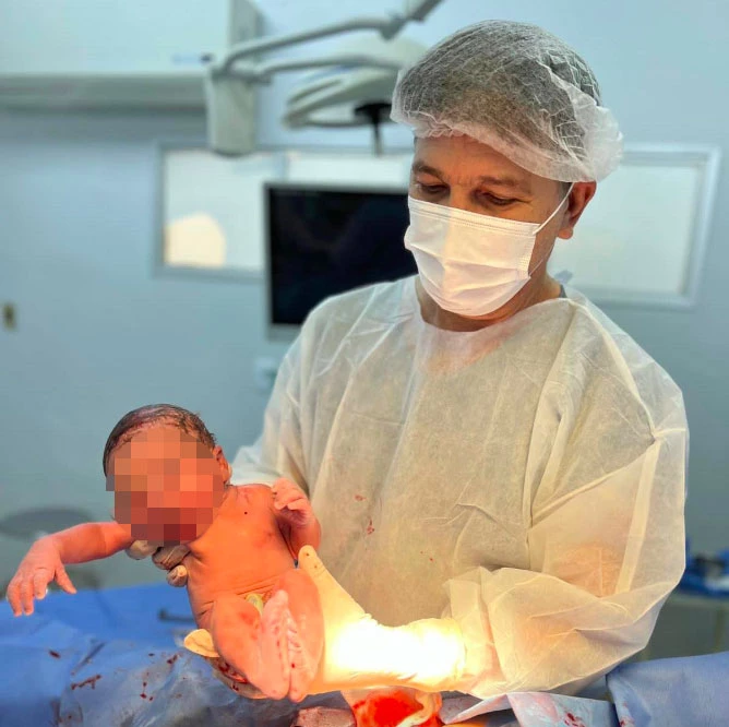 Condenado-por-estupro-finge-ser-obstetra-e-vende-cesarea-com-brinde-joao-batista-pint