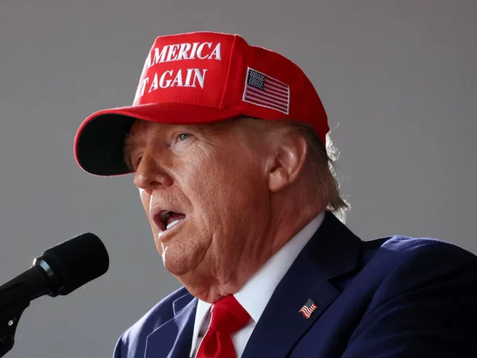 2024-10-07T201252Z_1_LYNXMPEK960OS_RTROPTP_4_USA-ELECTION-TRUMP-e1728383854904