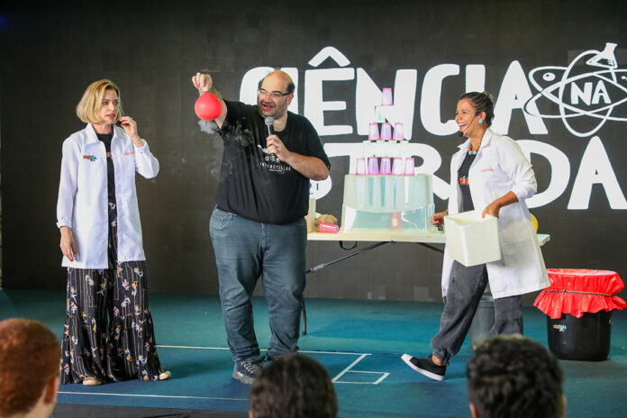 Dentro-3-8